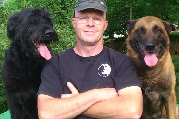 1.4. Körperliche Merkmale, Charakterzüge und Bedeutung bzgl. der Rasse bzw. unseres Hundes